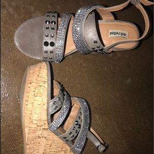 Grey rhinestone wedges